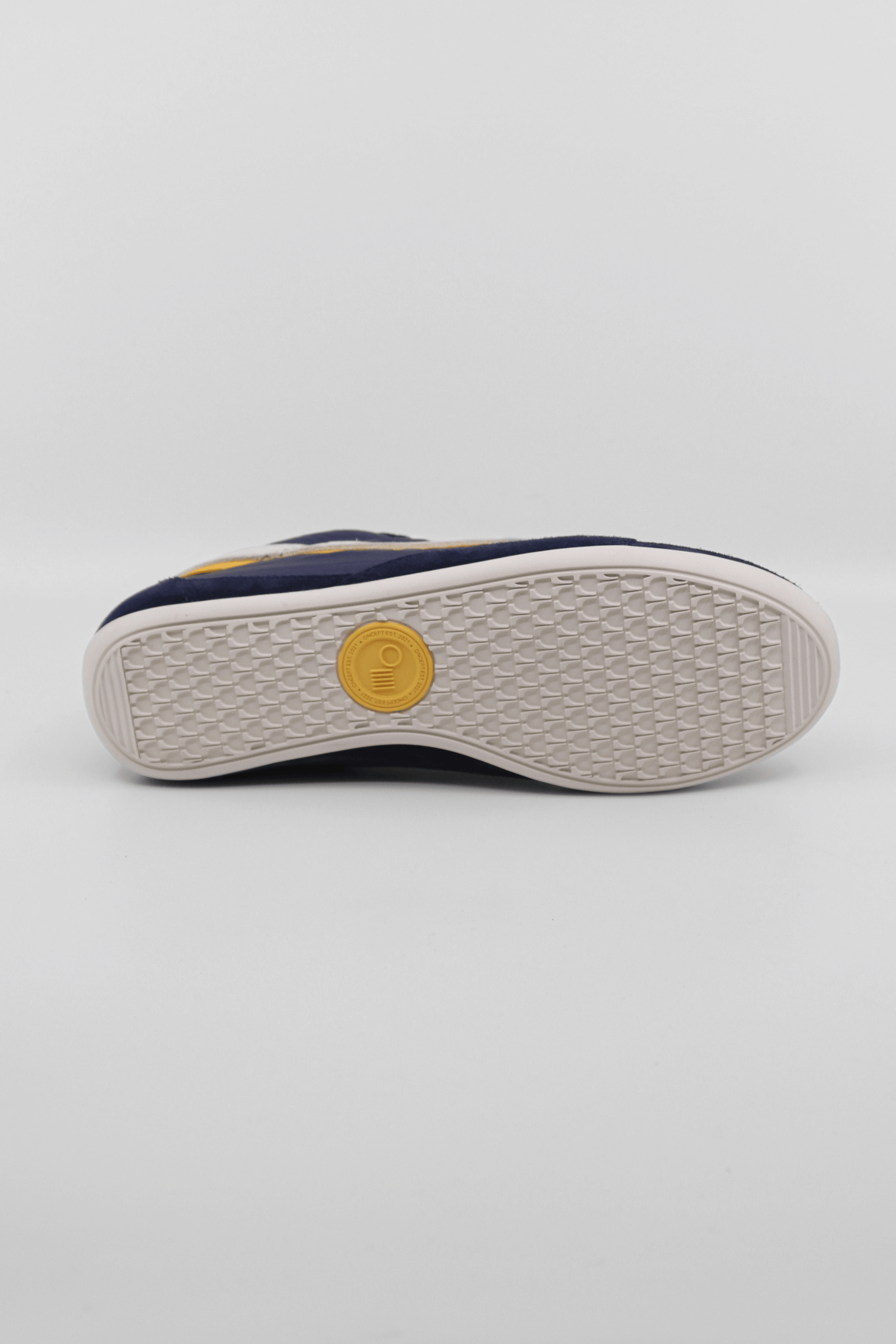 Temple Indigo Women's Sneakers Oncept