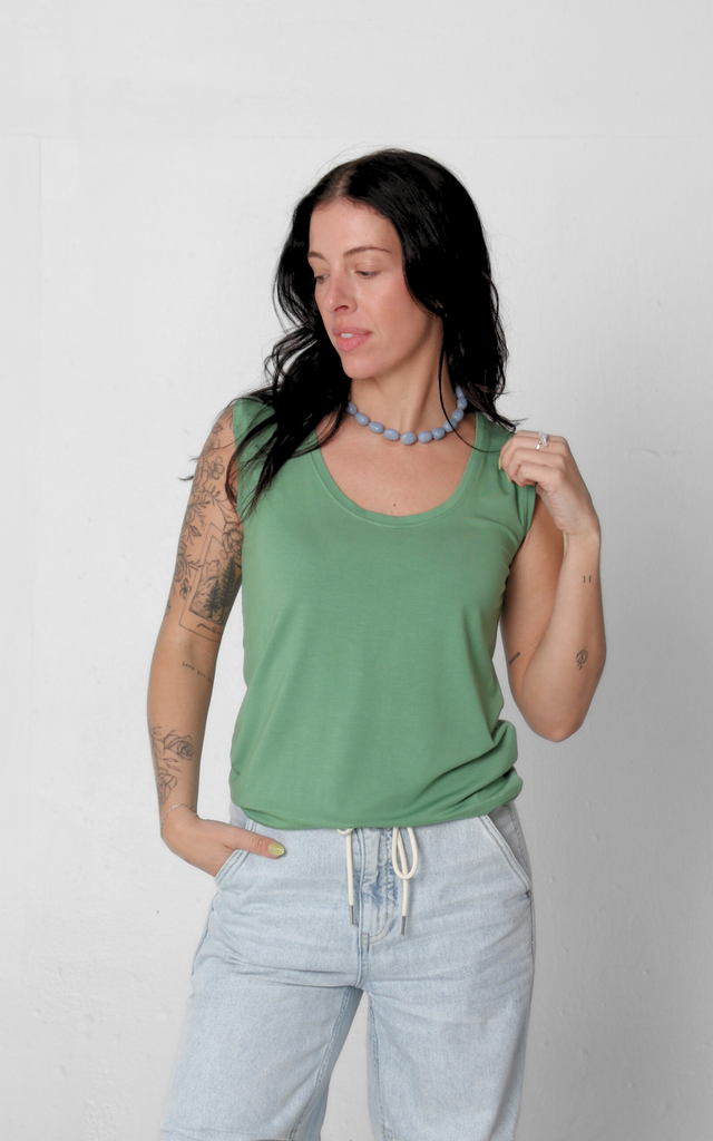 Zur 2 Tee Basil Green Women's Tops SKFK