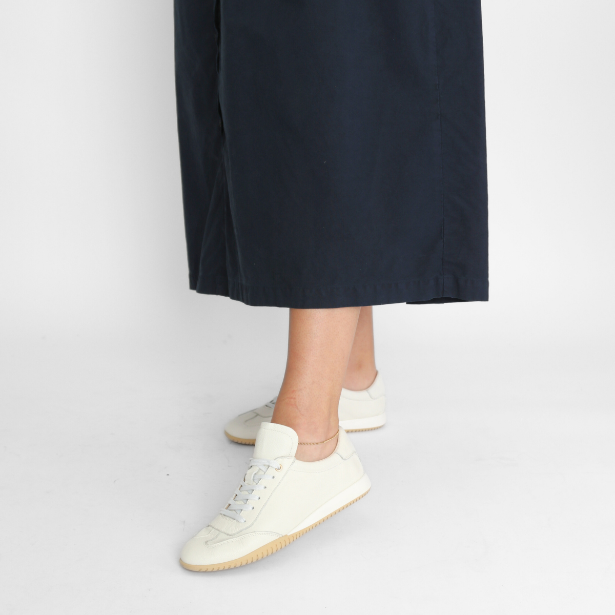 Volare Off White Women's Sneakers Ateliers