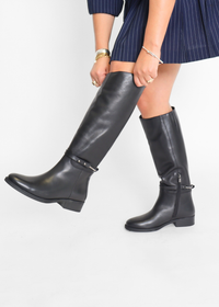 Solara Black Naplack