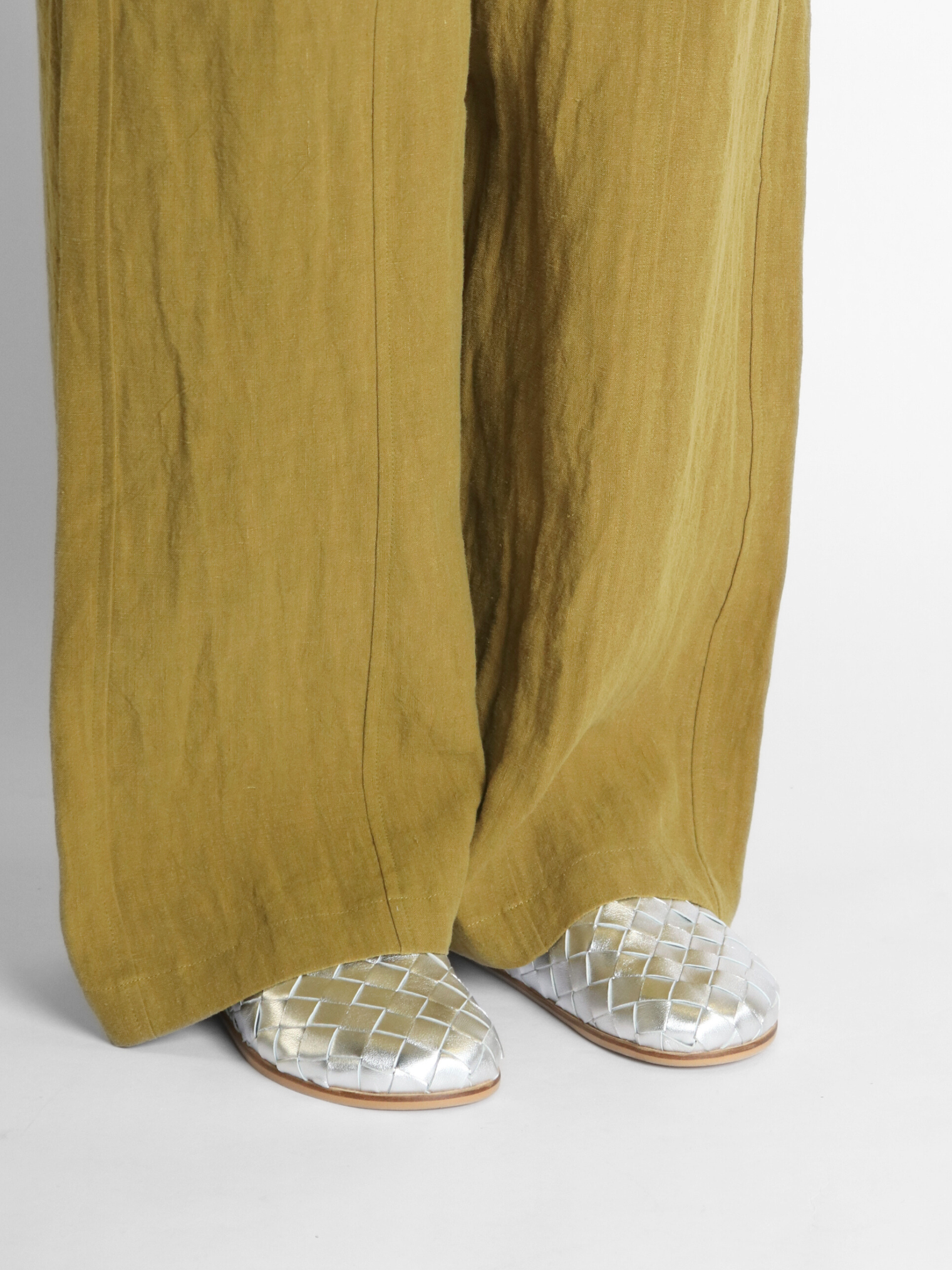 Aggie Mercury Women's Shoes Intentionally Blank