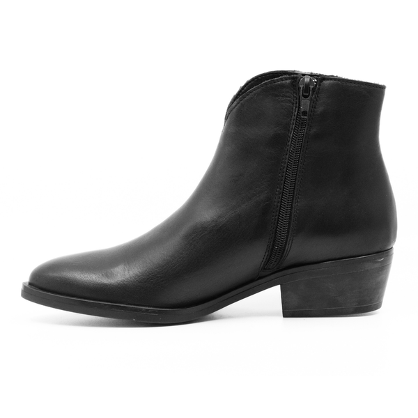 Delman Black Leather Women's Boots Ateliers    