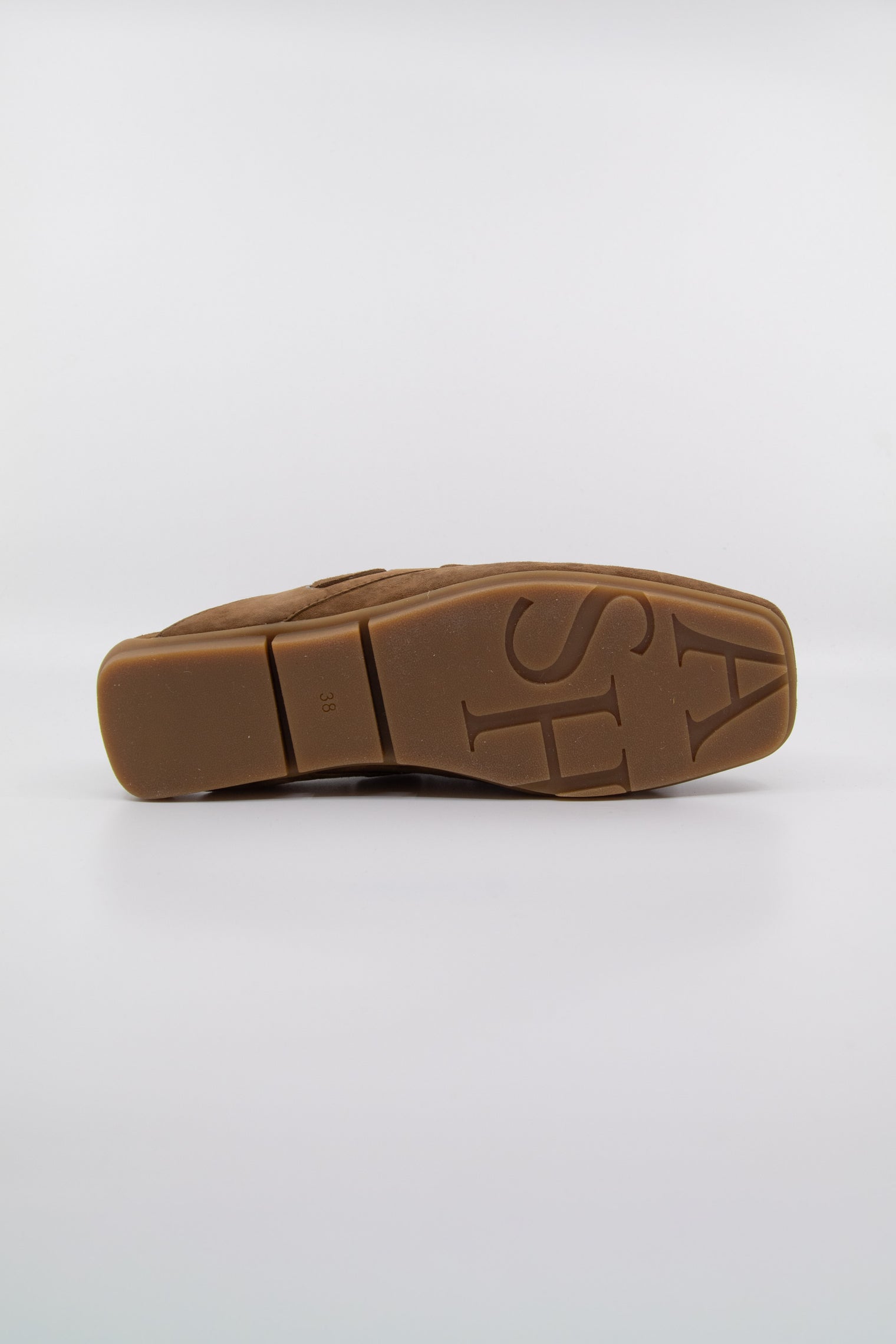 Bavaria Studs Chestnut