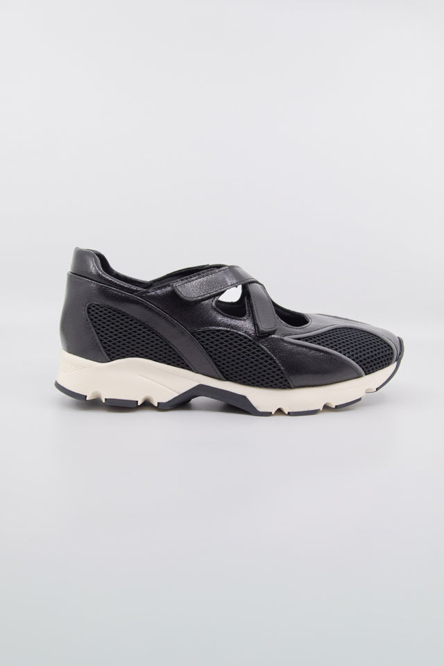 Cross Jane Trainer Black Women's Shoes All Black