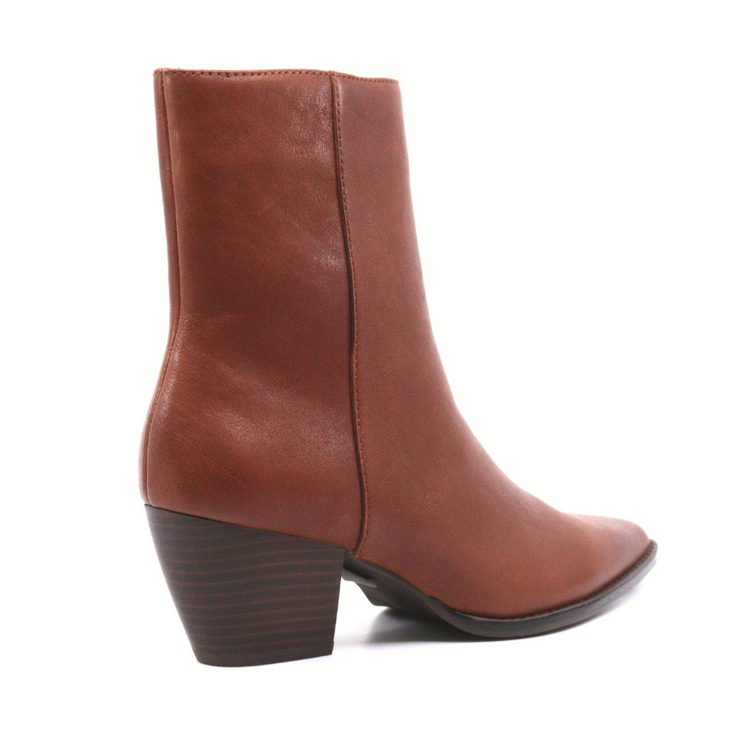 Women's Western inspired leather bootie YAEL CUOIO by SALVIA