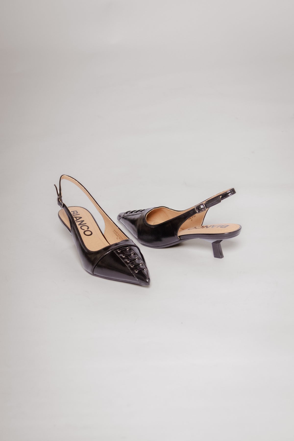 Biakristin Lace Up Slingback Black Pratia