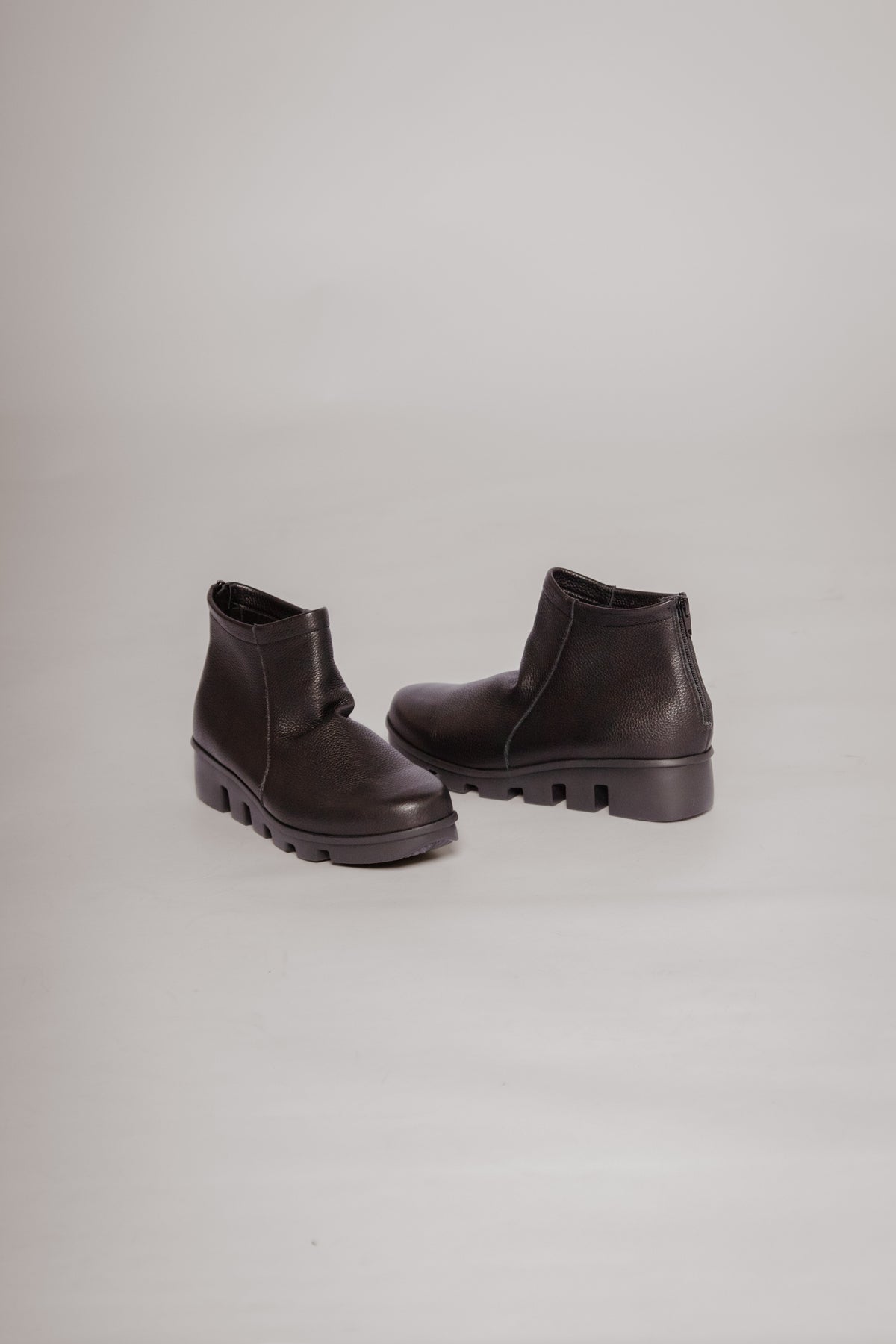 Hadirat Black Lamba Women's Boots L'Amour Des Pieds
