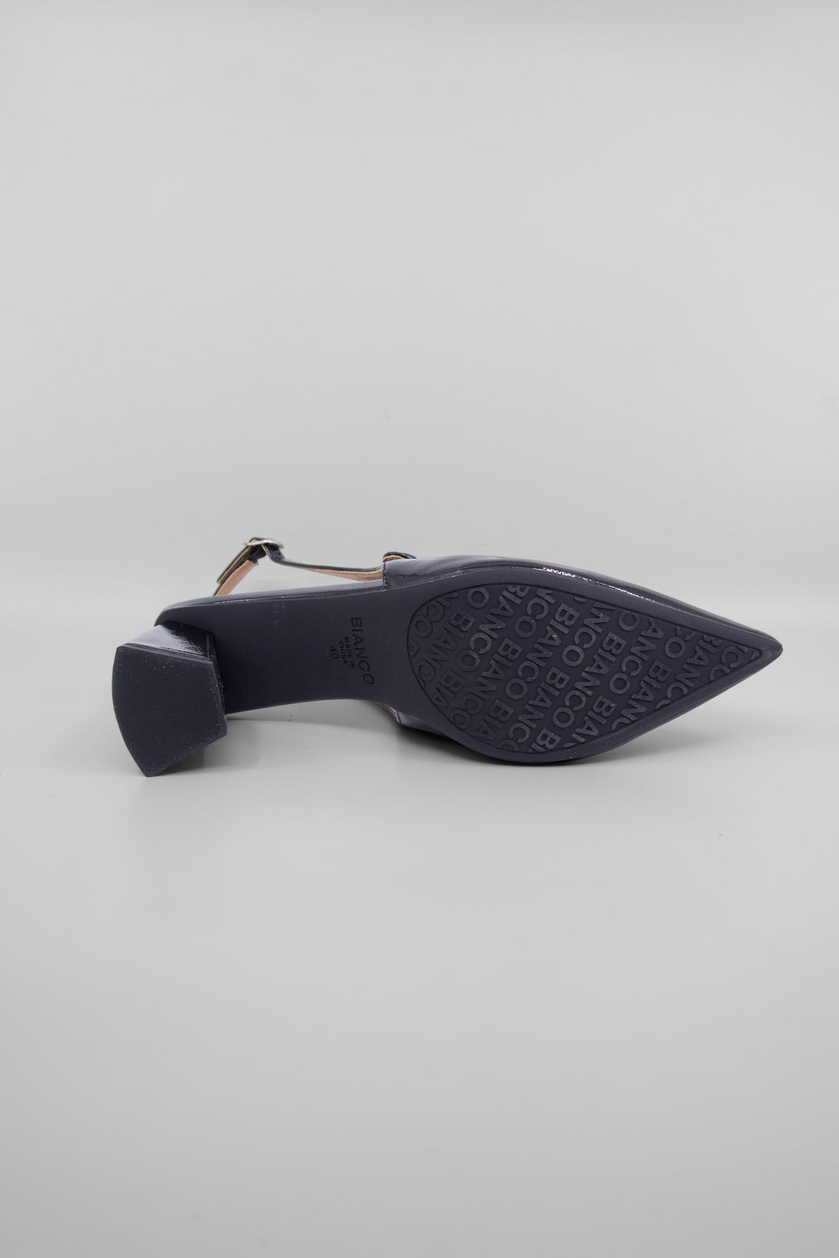 Biamaralyn Heart Mary Jane Slingback Black