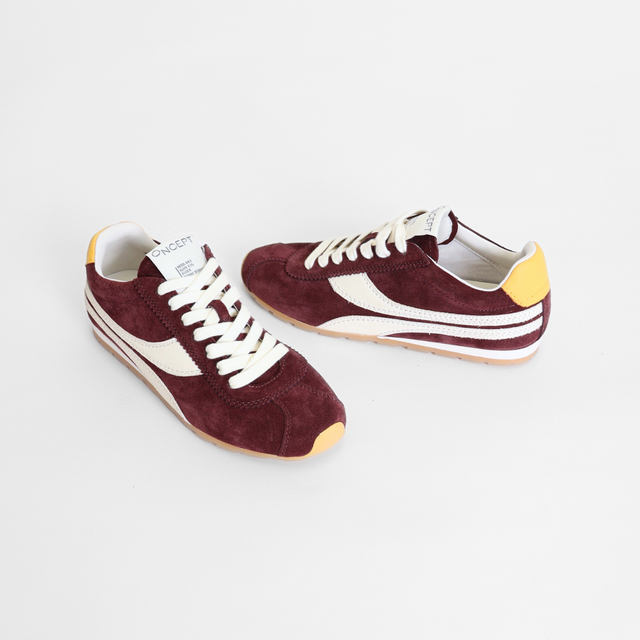 Essex Royal Burgundy Women's Sneakers Oncept