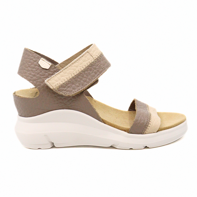 Charlotte Beige/Taupe Women's Sandals Platforms On Foot    