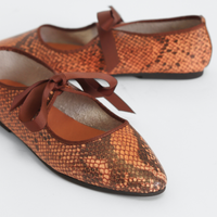 Valley Snake Women's Shoes Flats Intentionally Blank
