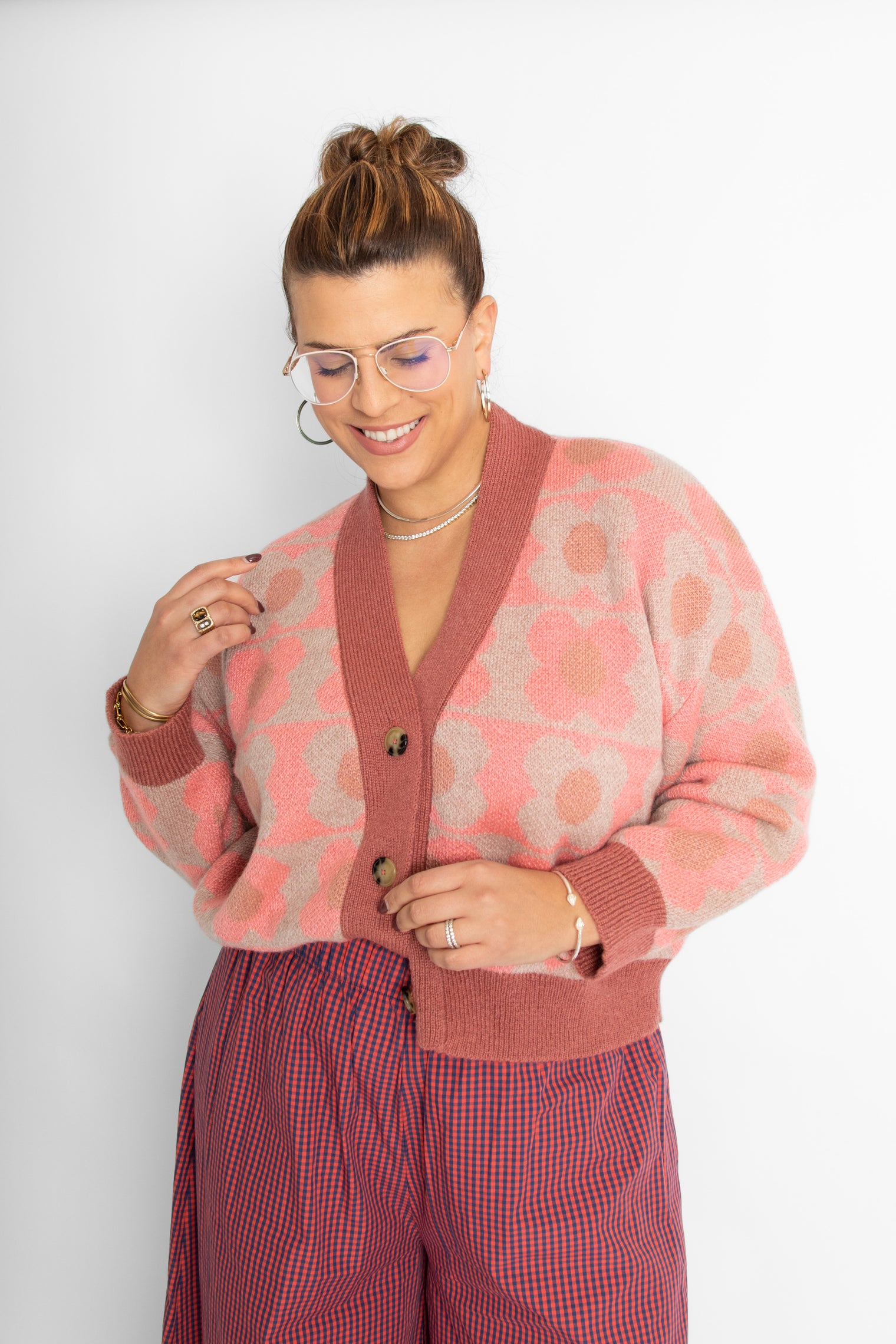 Pomo Cardigan Flowers