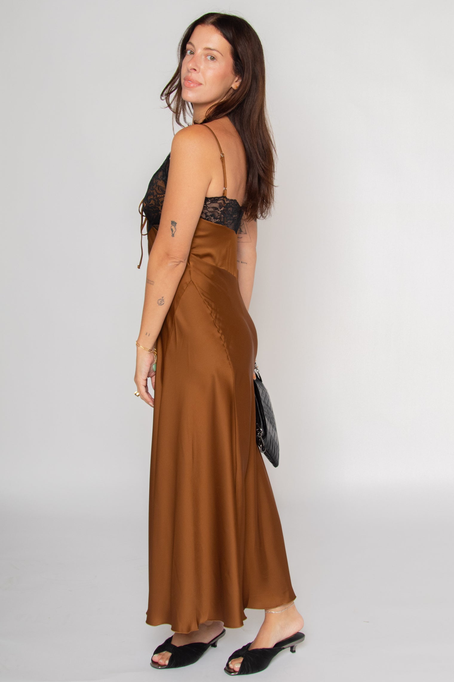 satin slip dress Juniper Lace Trim Midi Shop American Threads Online Yellow / L and is made of satin Esth | Lace Satin Slip