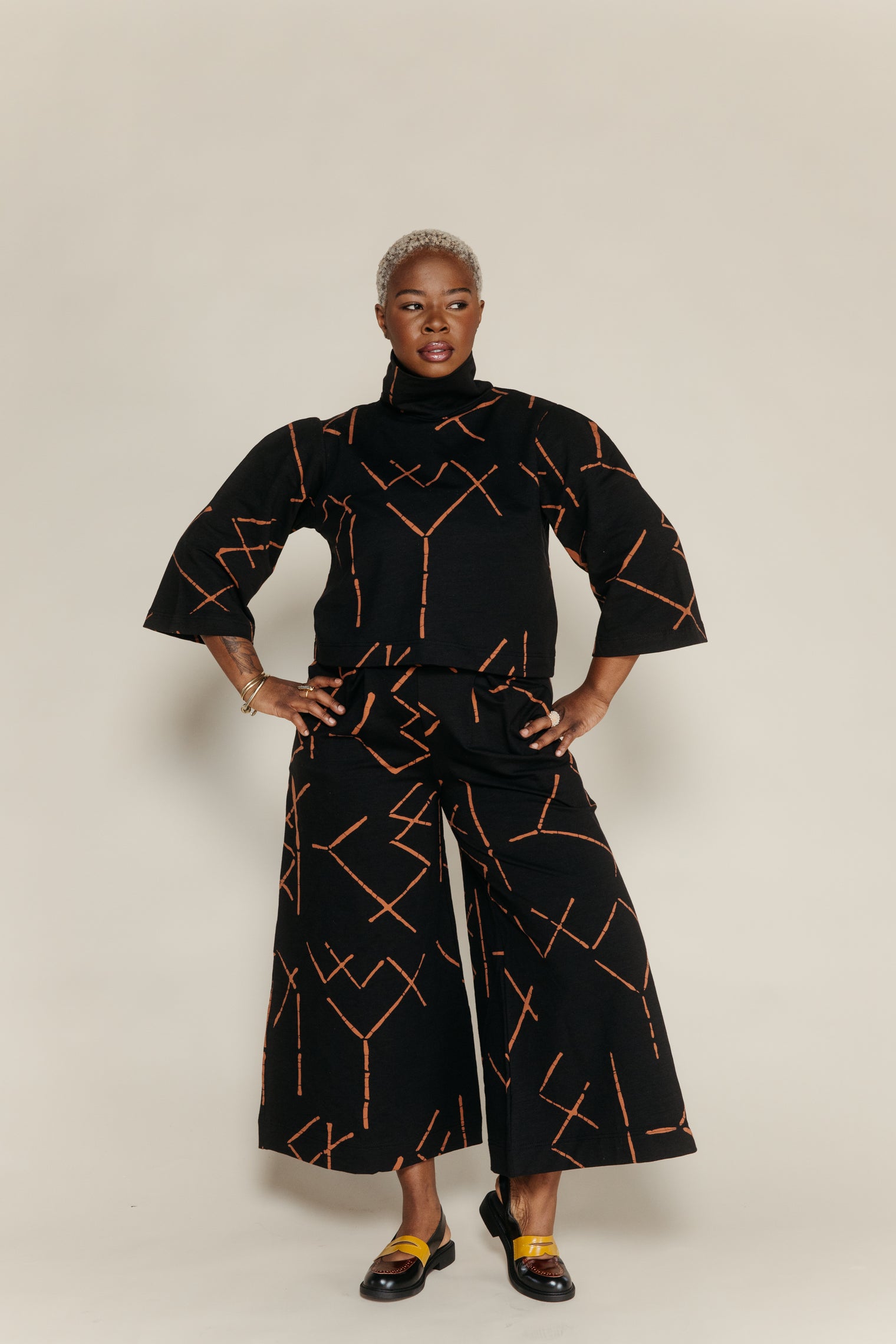 Batna Top Black Stix Women's Tops Bel Kazan