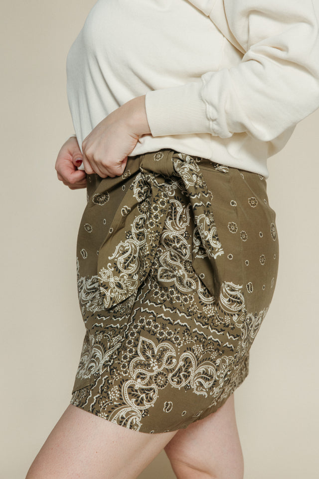 Waterlily Woman Skirt Bandana Print Women's Bottoms Skirt The New Society