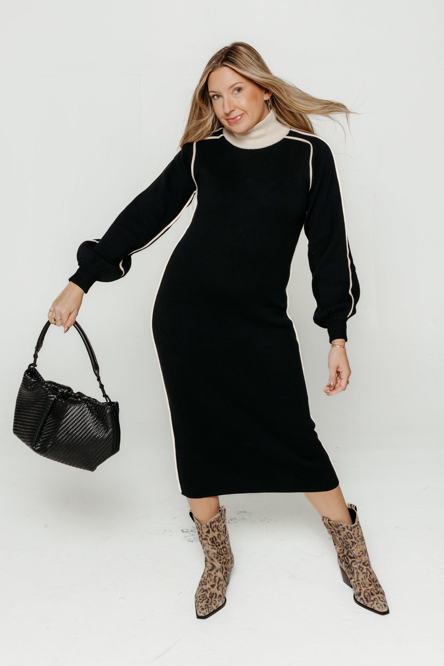 Larraitz Dress Black Women's Dresses SKFK