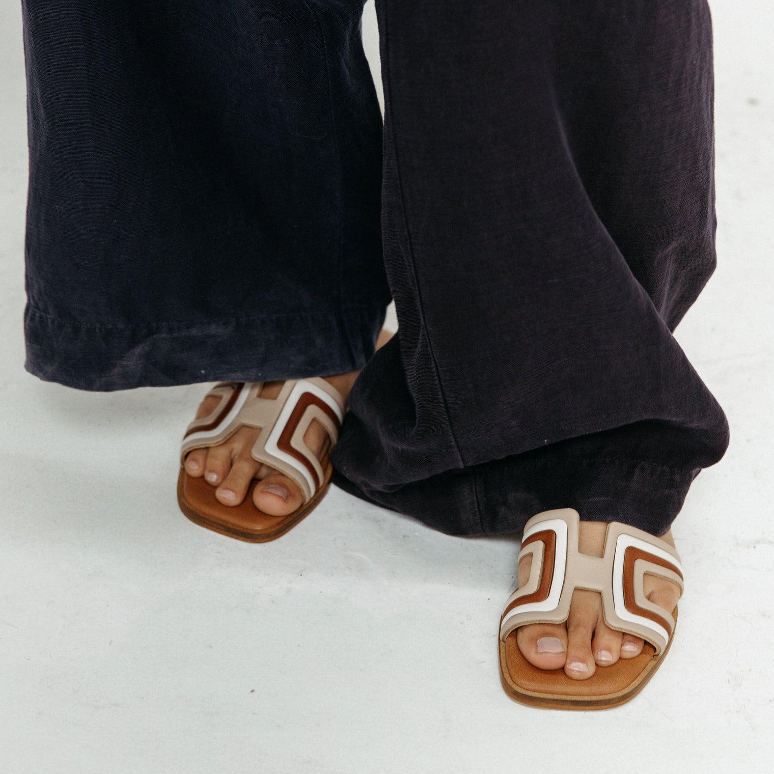 Fabbi Tan Women's Sandals Ateliers