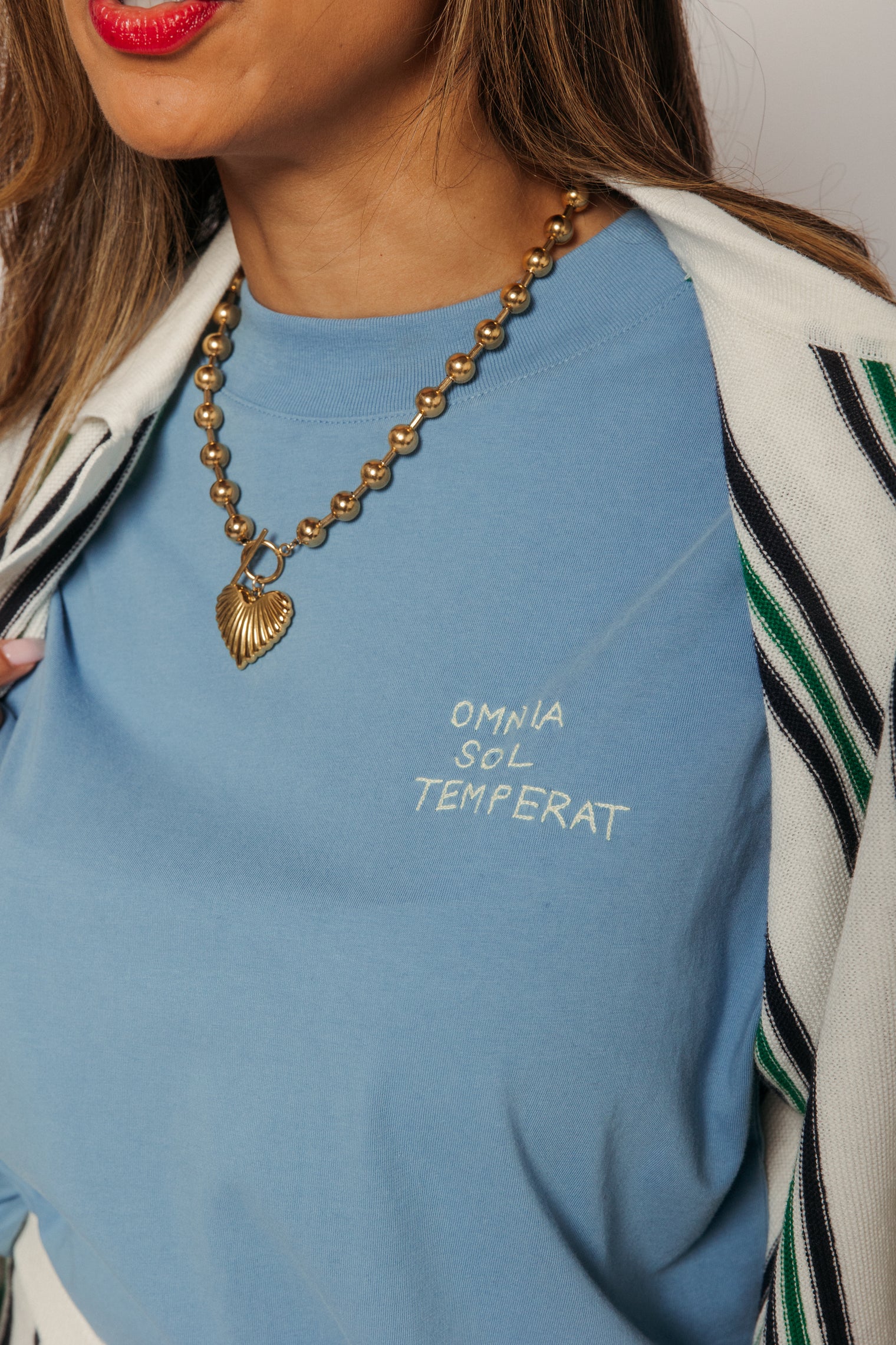 Omnia Sol Dark Dusk Lena Tee Blue Women's Tops Thinking Mu