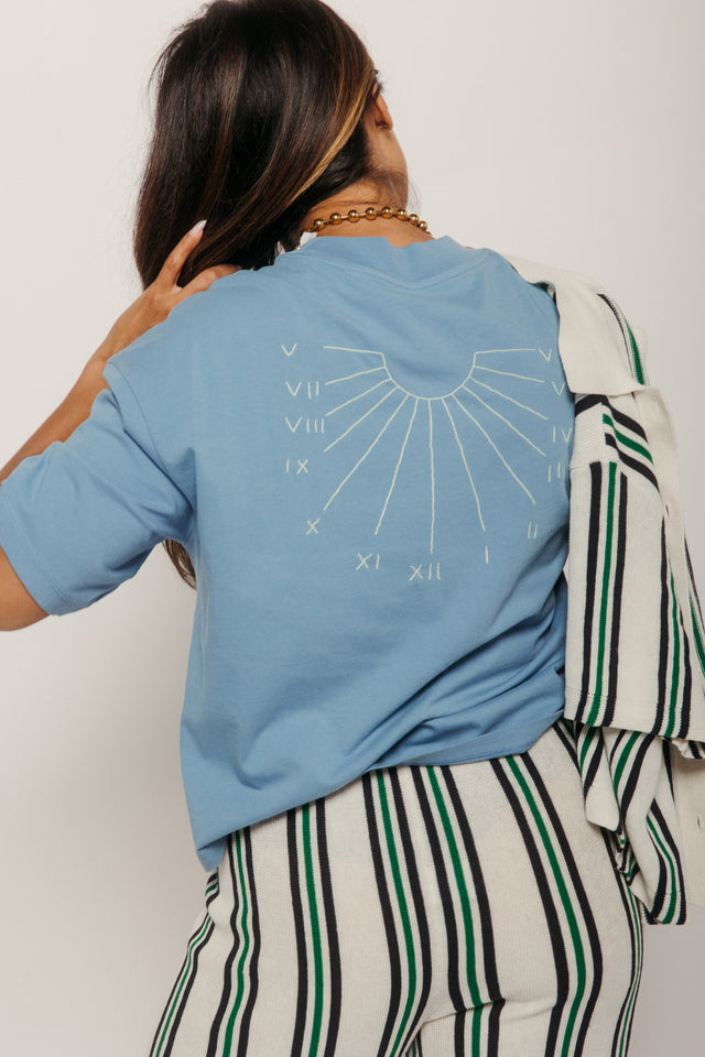 Omnia Sol Dark Dusk Lena Tee Blue Women's Tops Thinking Mu