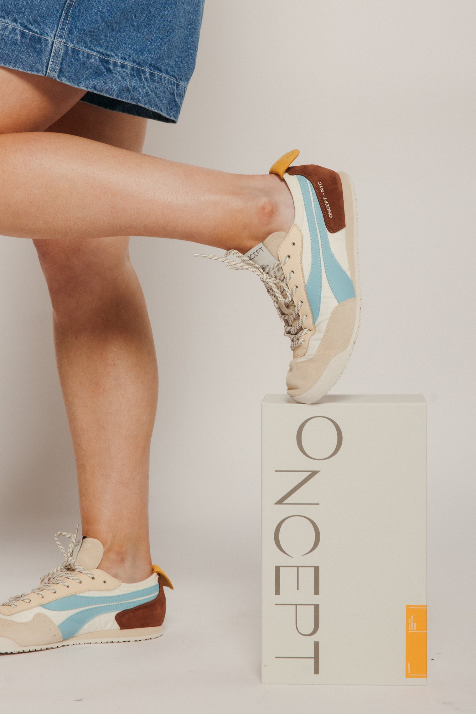 Reno Coast Women's Sneakers Oncept