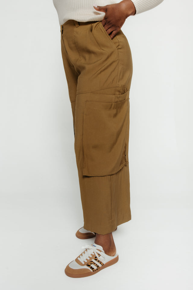 Aines Pant Olive Green Women's Bottoms SKFK