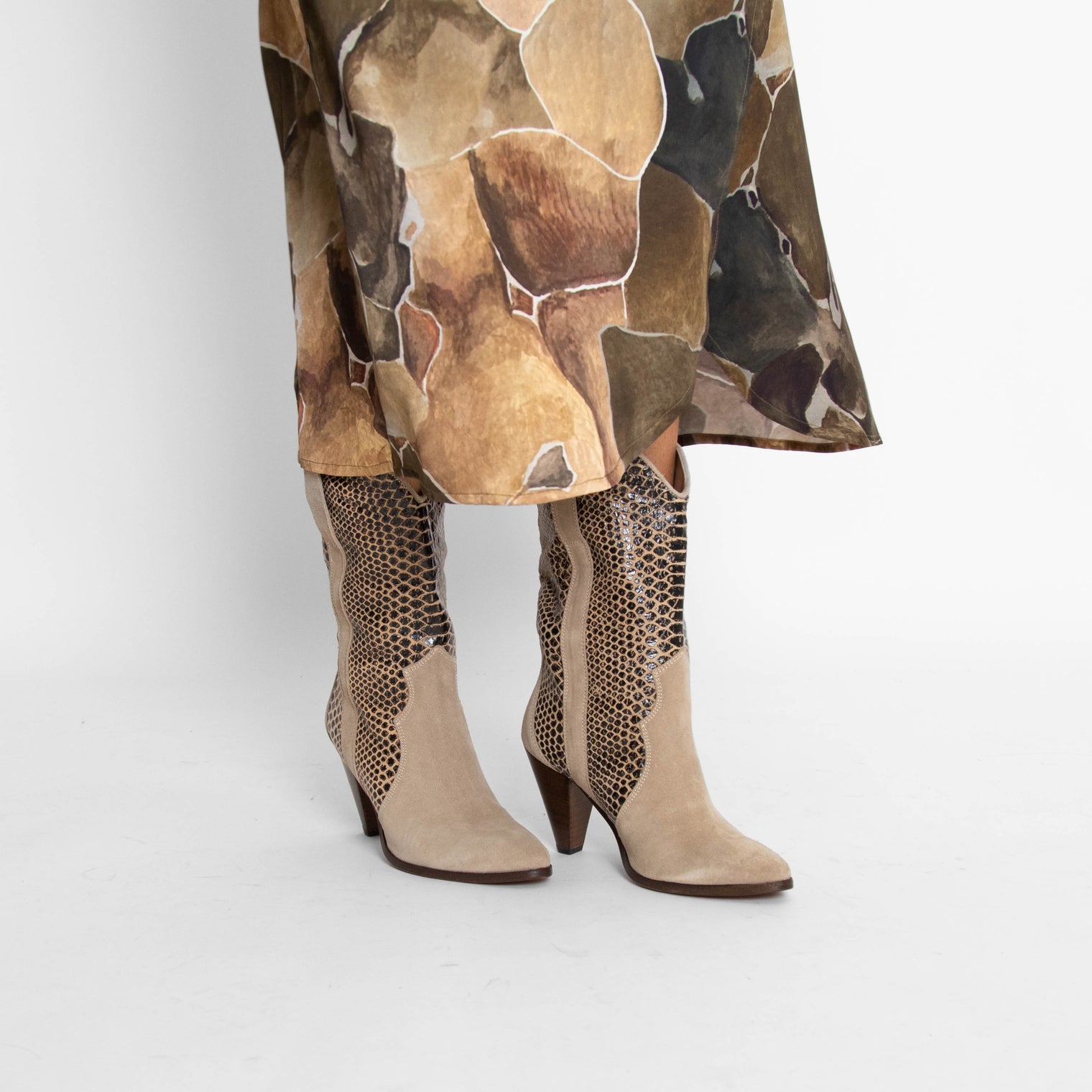 Feather Heel Boot Beige Suede/Snake