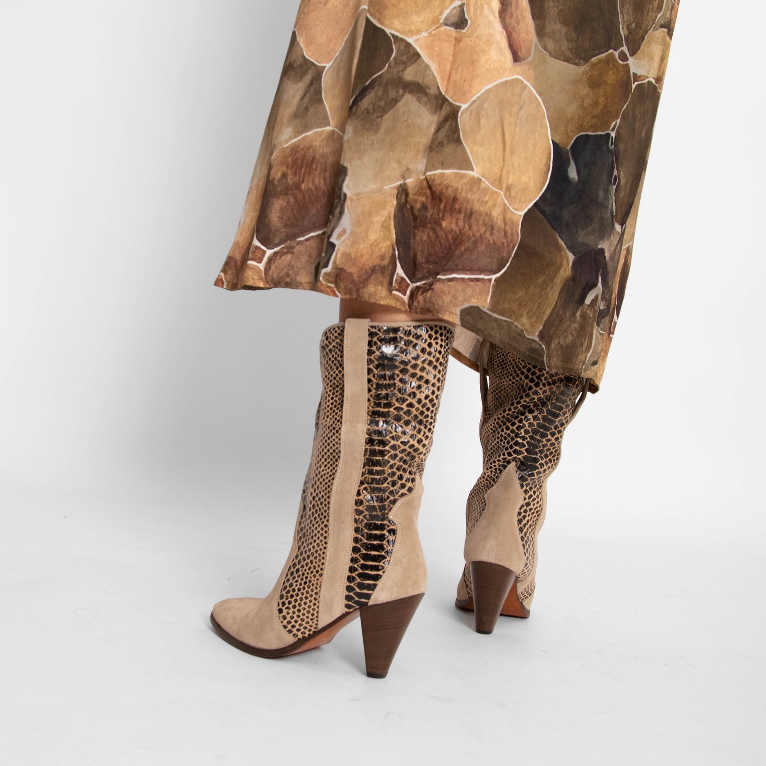 Feather Heel Boot Beige Suede/Snake