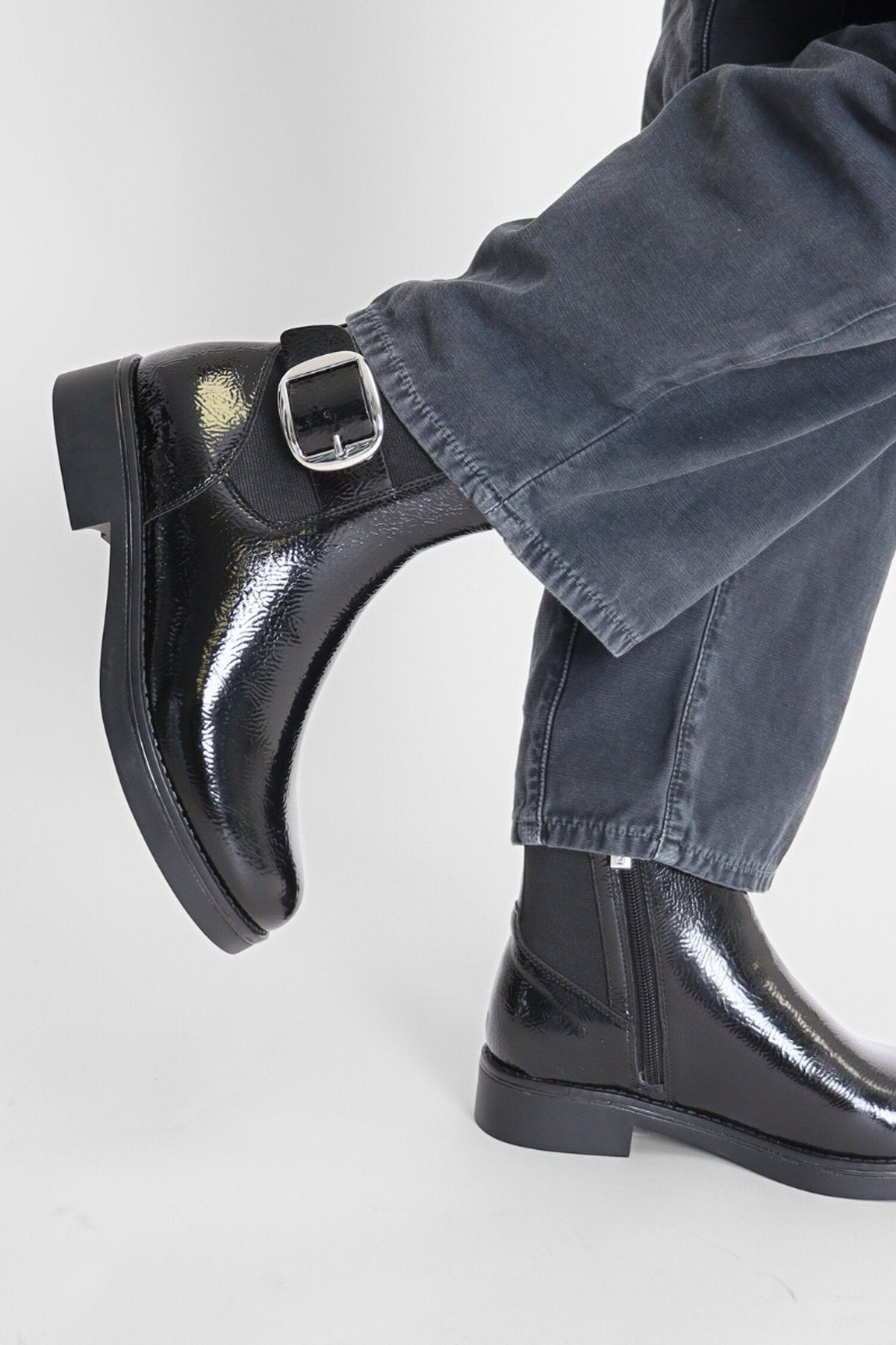 Perle Black Crinkle Patent Women's Boots Valdini