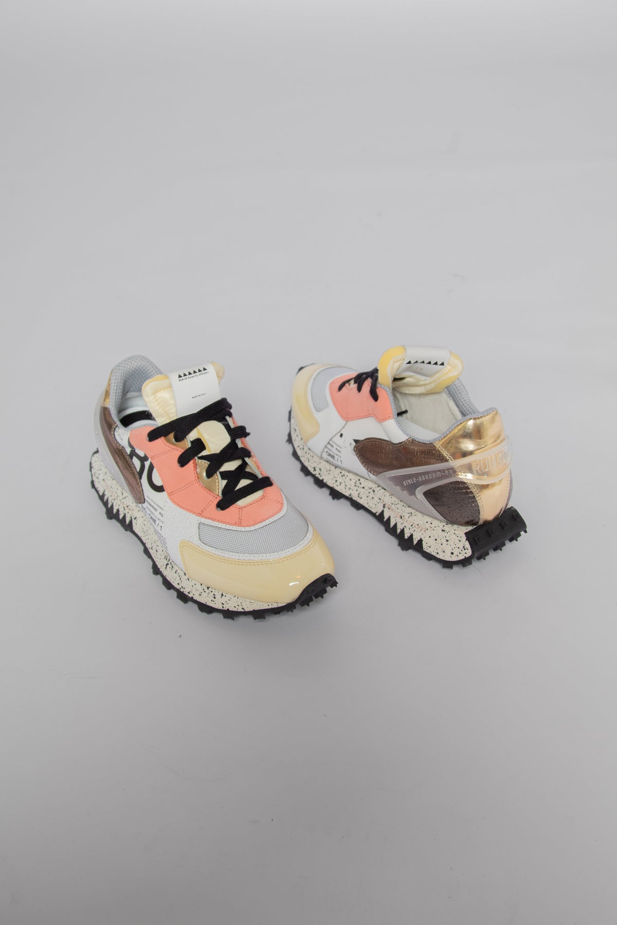 RO-1 Nasat Women's Sneakers Run Of