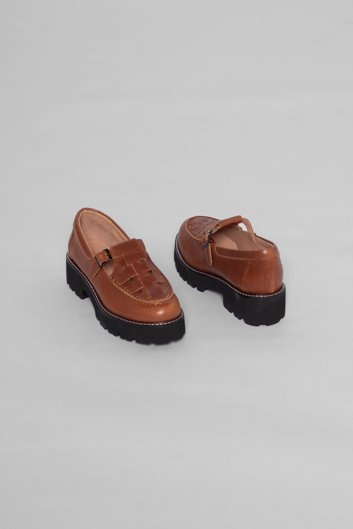 Woven Kid Lugg Caramel Women's Shoes Loafers All Black