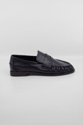 Elmira Black Women's Shoes Loafers Pavement