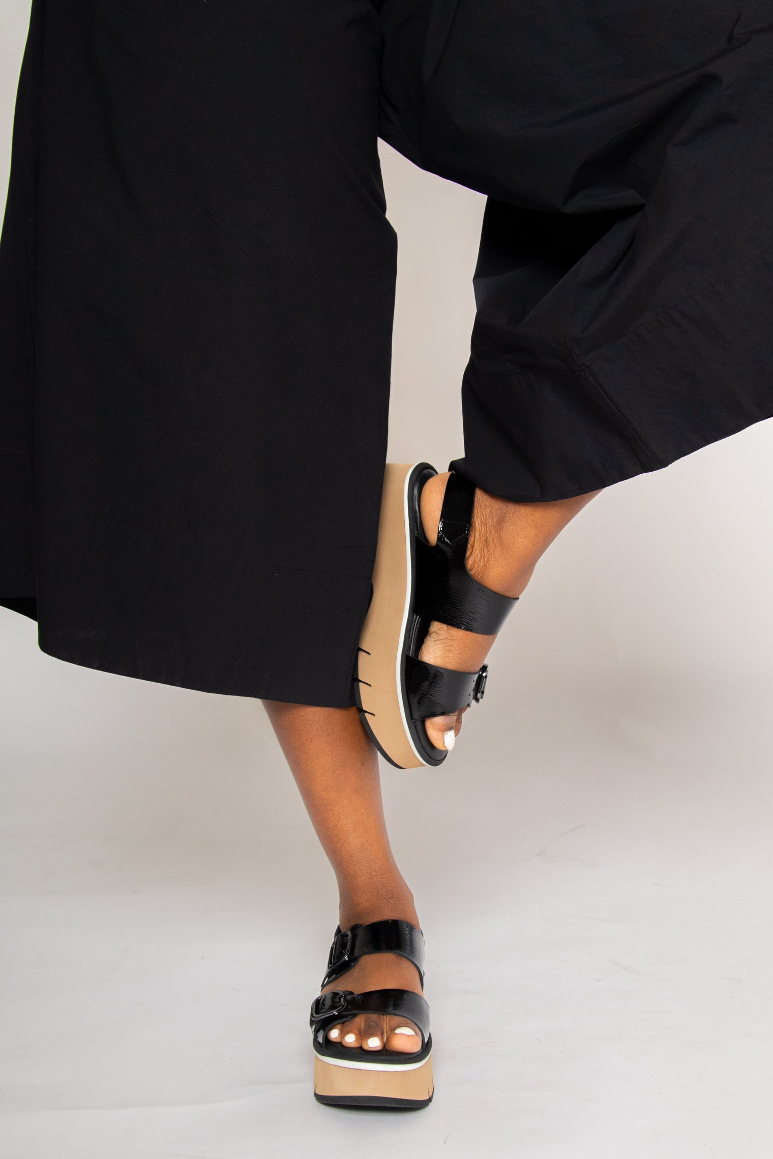 Lucia Reverse Vernice Black Women's Sandals Platforms Homers