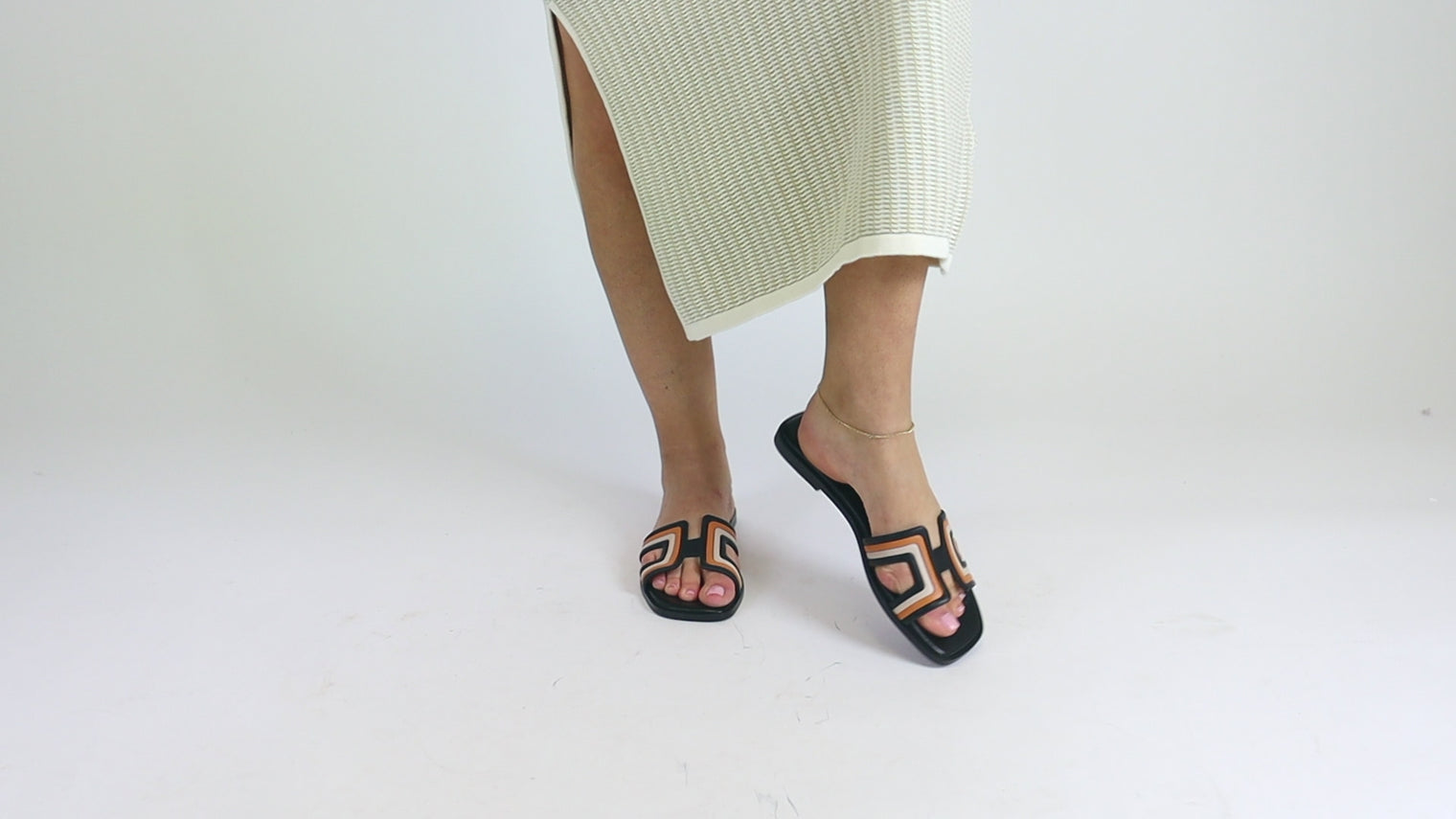 Fabbi Black Women's Sandals Ateliers