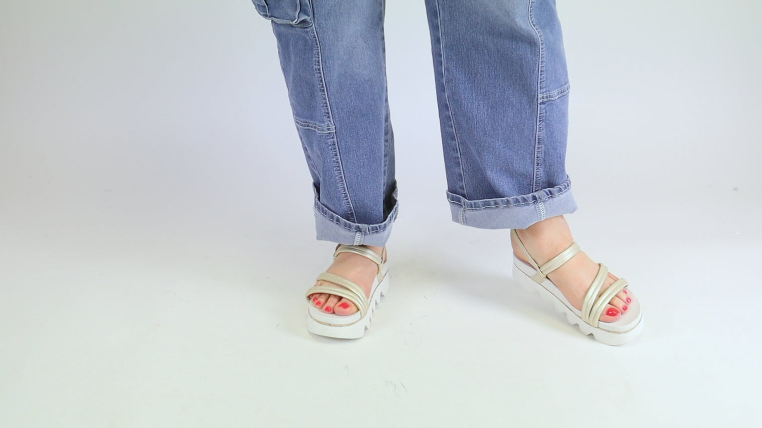 Carolyn White Gold Women's Sandals Platforms Bussola