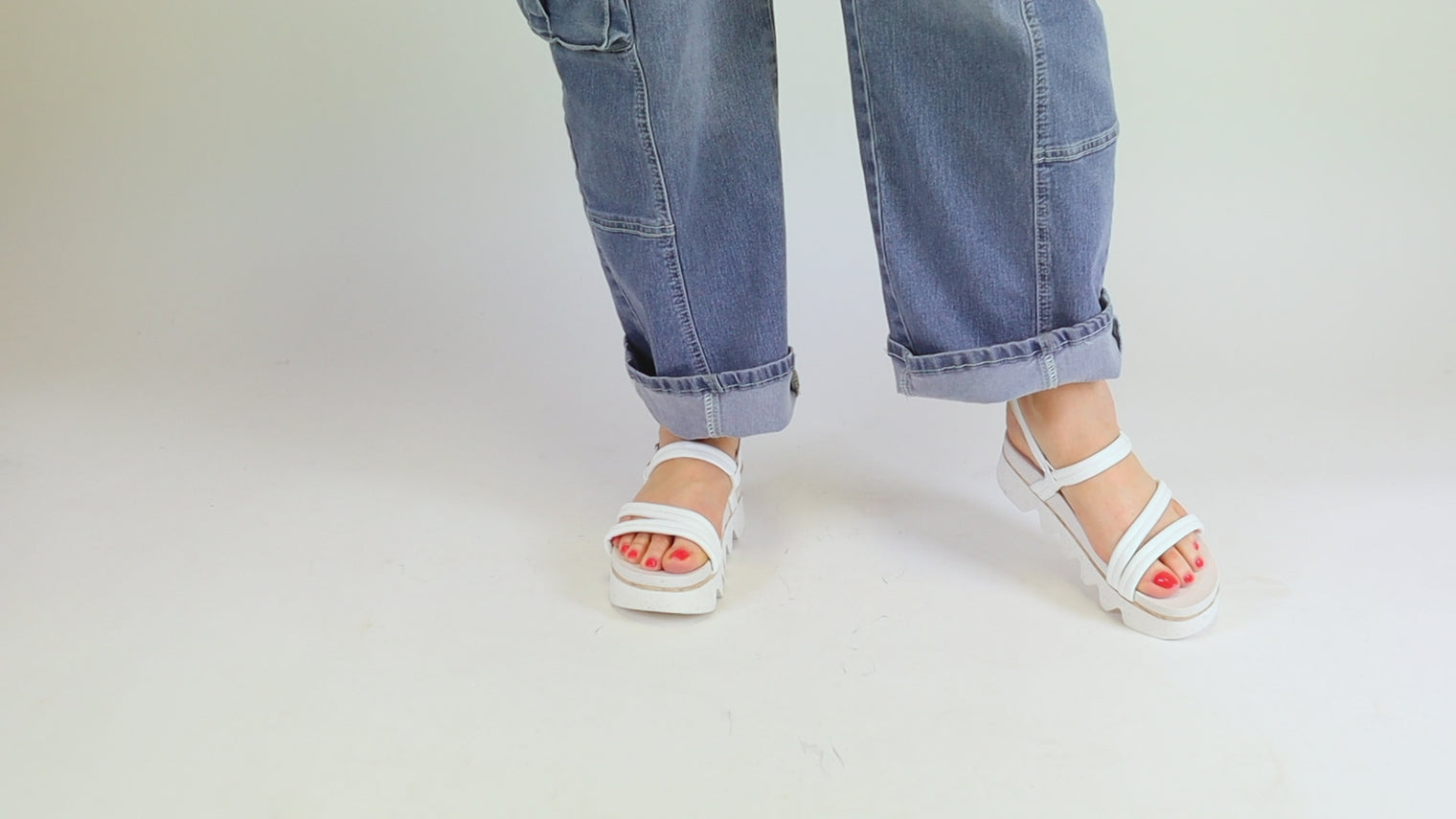 Carolyn Bianco Women's Sandals Platforms Bussola