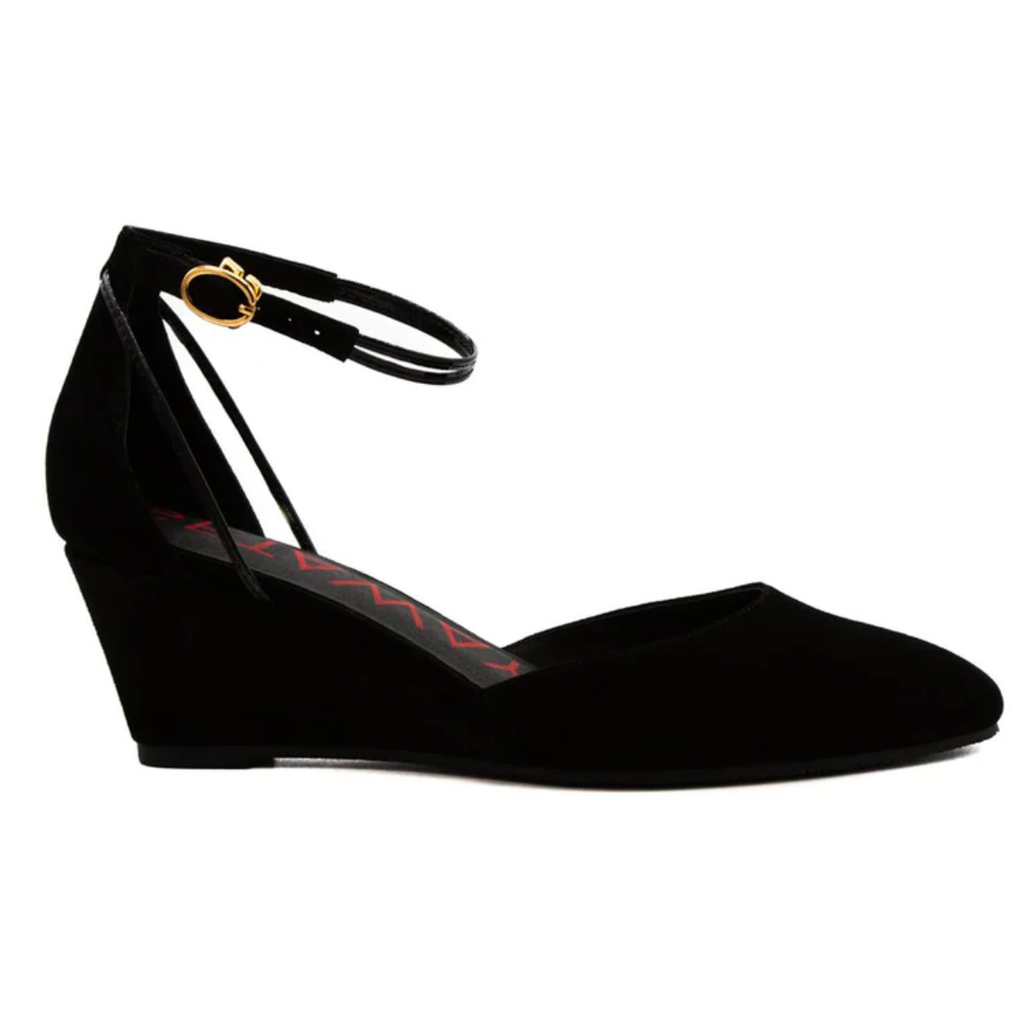 Women's wedge space black by Getaway sticks