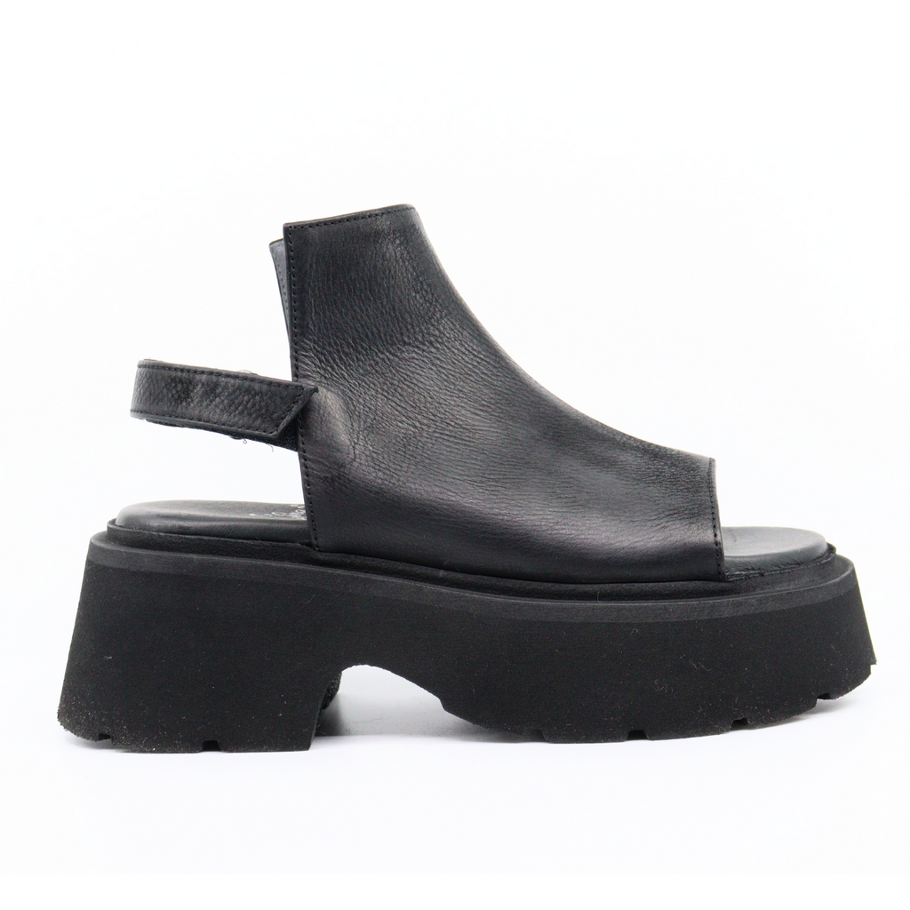Women's chunky platform velcro sandal italian munice nero by Lofina